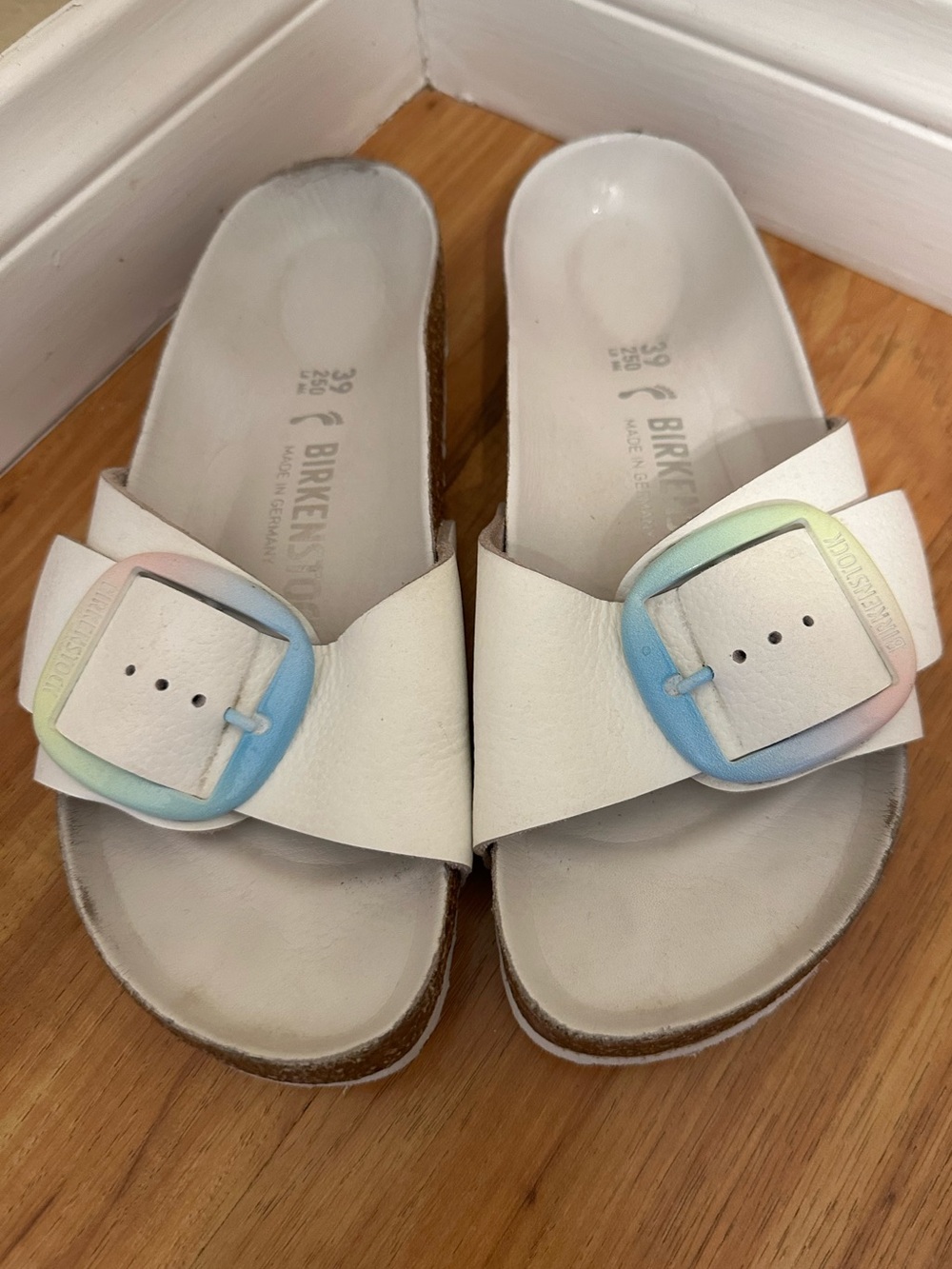 ✨ BIRKENSTOCK Madrid Big Buckle Ombre White Rainbow 39 ✨